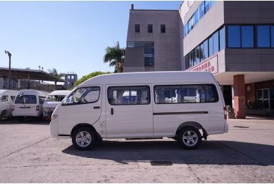 5.3m Hiace RHD High Roof Electric Bus